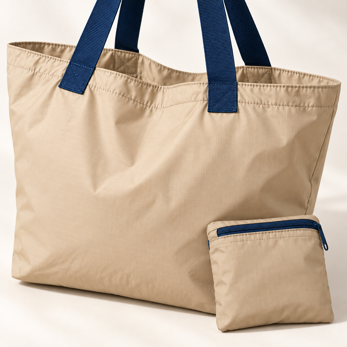 Foldable Travel Tote — detail view